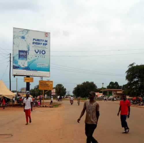 LIRA TOWN AT THE ROUND ABOUT